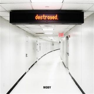 Moby - Lie Down In Darkness, il nuovo singolo tratto da Destroyed.